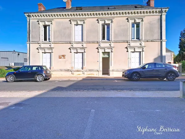 IMMEUBLE 5 LOGEMENTS ET UNE MAISON 72300 LA CHAPELLE D ALIGNE