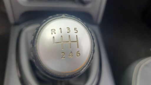 Nissan Qashqai 1.6 dCi 130 - N-Connecta – 2013 – 84139 km – Diesel – Boîte Manuelle — photo 12