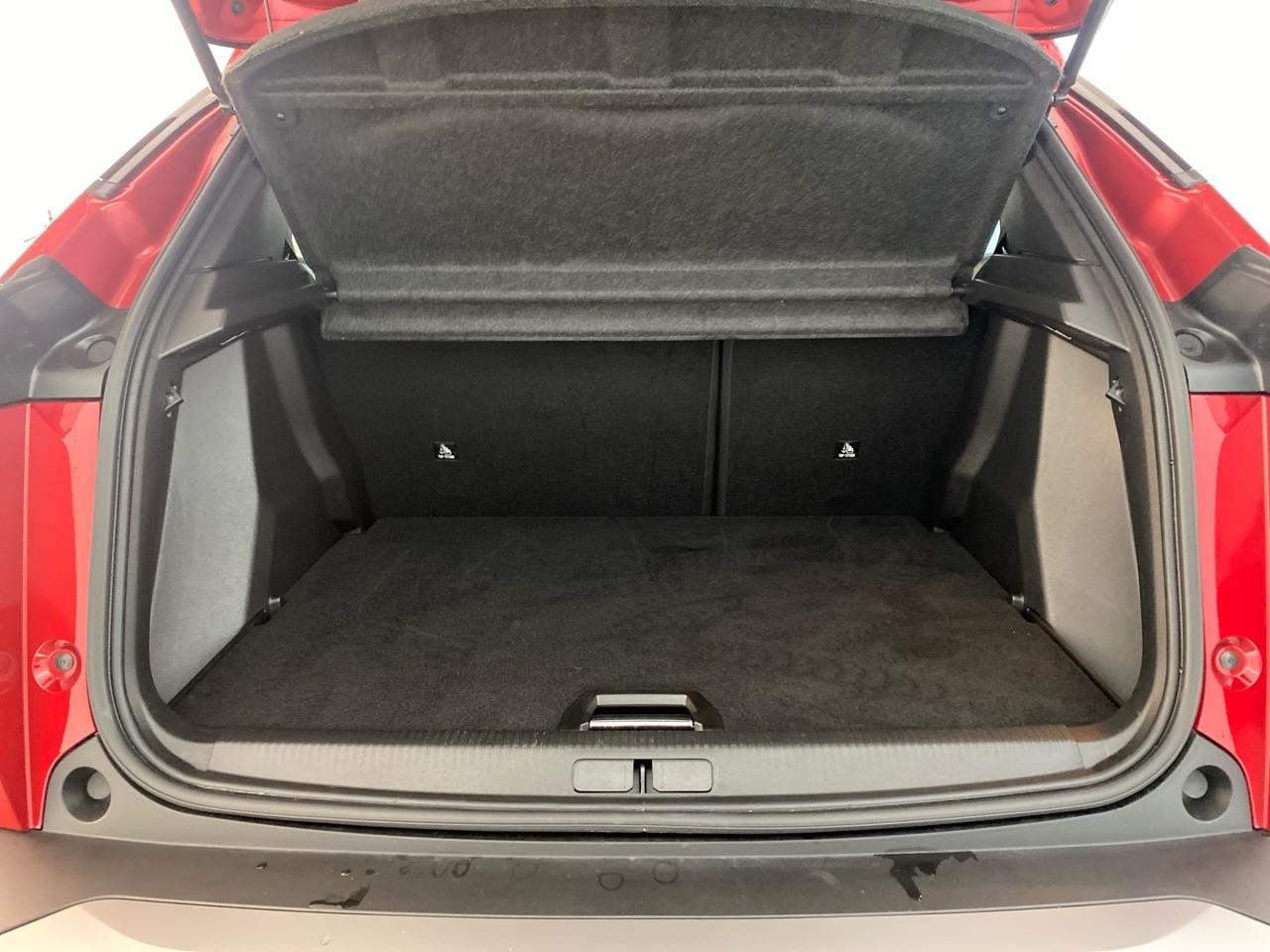 Peugeot 2008 hybrid 145 ch e-dcs6 allure — photo 6