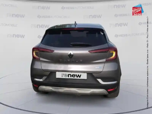 Renault Captur 1.6 e-tech plug-in 160ch initiale paris sieges chauf gps camera attelage — photo 37