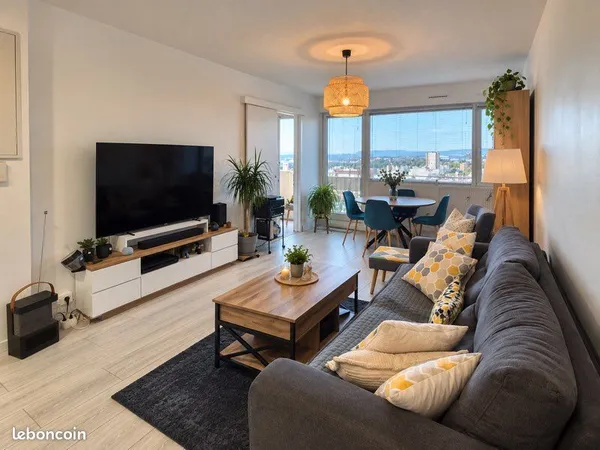 COUP DE CŒUR T4 75 m² - 3 CHAMBRES - DERNIER ÉTAGE AVEC VUE MAGNIFIQUE