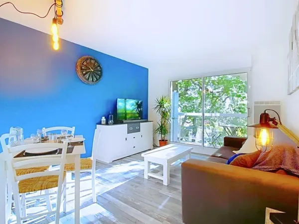 Appartement idéalement situé vendu meublé