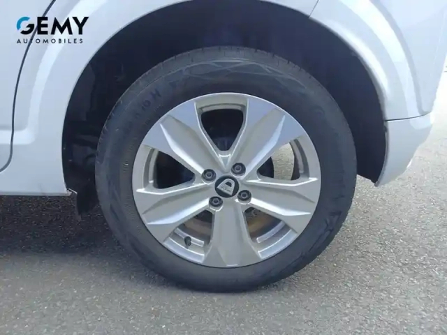 Dacia Sandero eco-g 100 — photo 11
