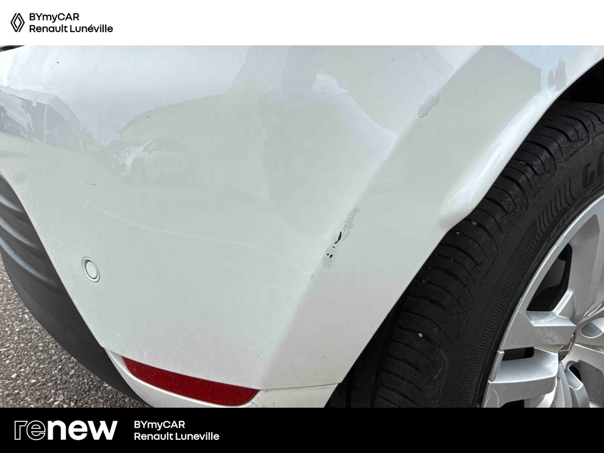 Renault Clio TCe 90 - 19 — photo 27