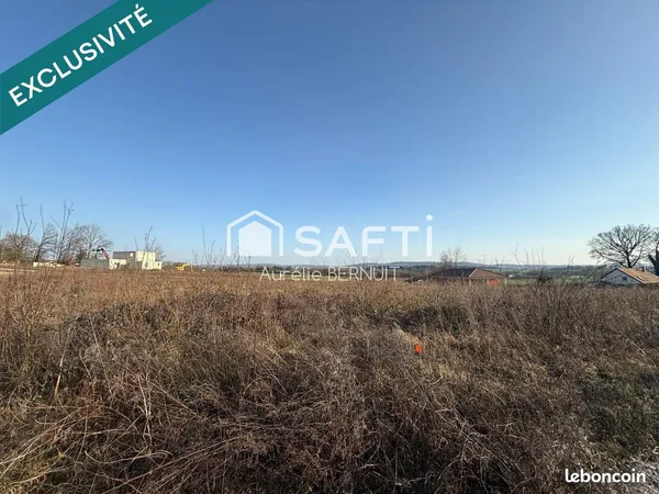 Terrain 793 m² GENNES