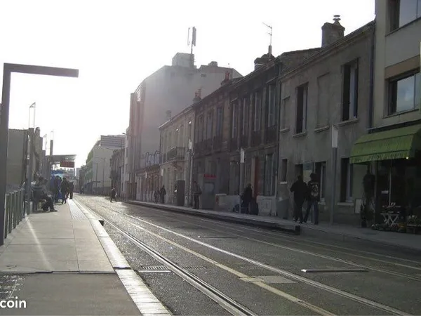 Parking sous terrain direct tram