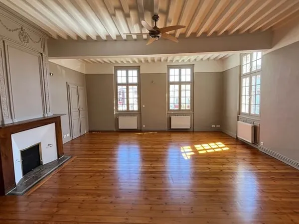 Appartement 4 pièces 162 m²