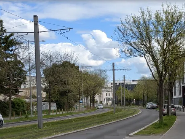 A SAISIR avant division du lot : Vente sans intermédiaire T4 de 85 m2 - proche St Augustin/Pellegrin