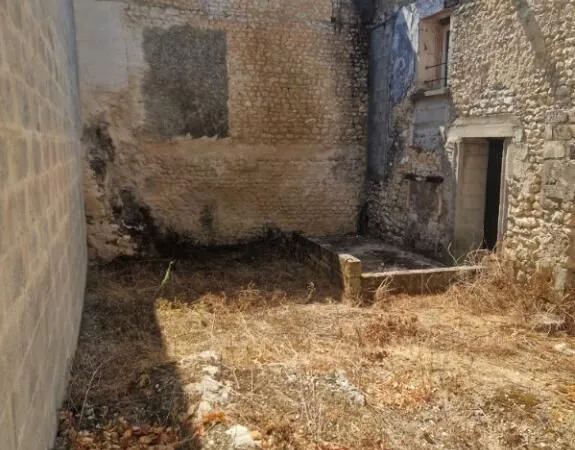Maison de ville 5 pièces avec cour d'intérieur