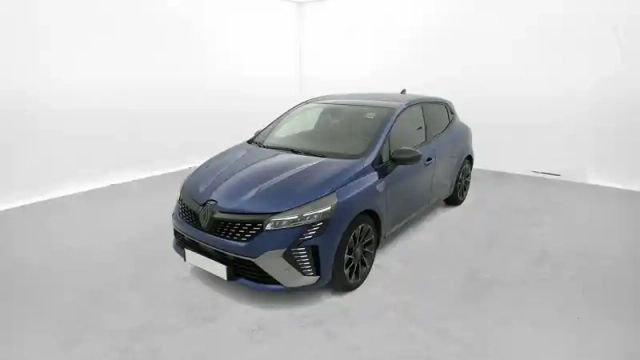 Renault Clio e-tech full hybrid 145 ch gsr2