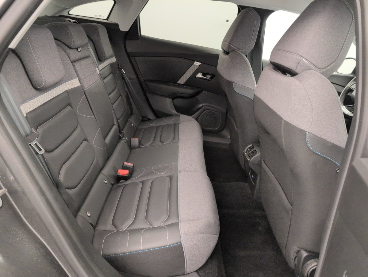 Citroën C4 — photo 10