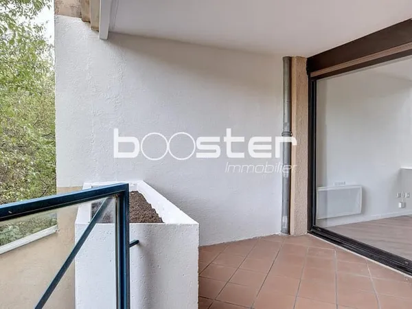 Grand 2 pièces lumineux avec terrasse et garage - Busca / Saint-Agne