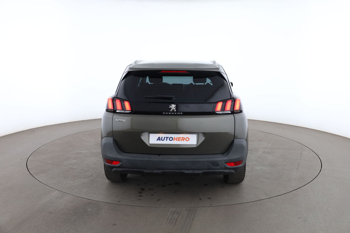 Peugeot 5008 1.6 Blue-HDi Active EAT6 — photo 4