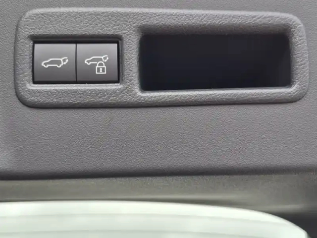 Toyota C-Hr design grande autonomie 77 kwh 224ch + — photo 32