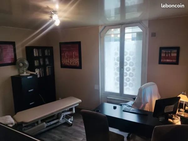 Rare à Villemomble Centre Local professionnel ou appartement de 45 m² en rez-de-chaussée, à 8 min du