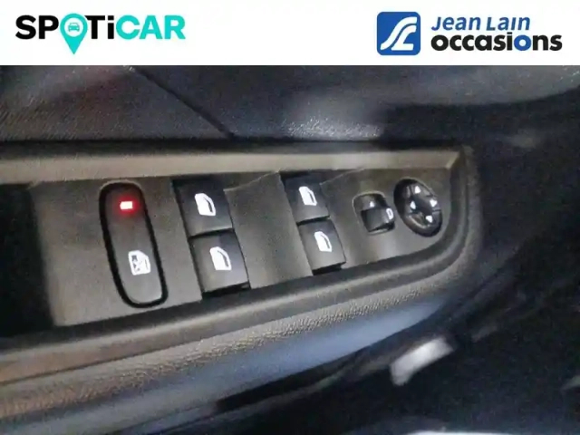 Opel Frontera 1.2 turbo hybrid 145 ch e-dct6 — photo 18