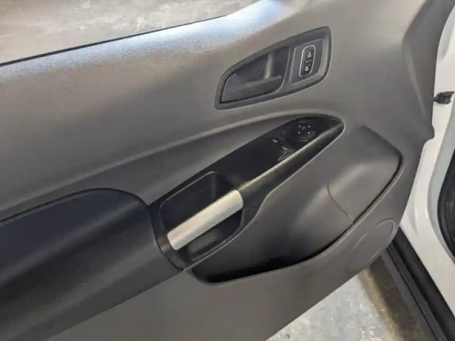 Ford Transit Connect l2 1.0e 100ch e85 trend business nav — photo 6