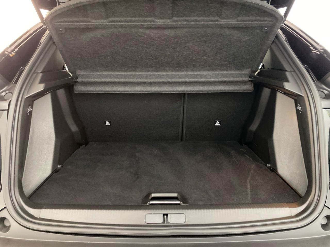 Peugeot 2008 hybrid 145 ch e-dcs6 allure — photo 6