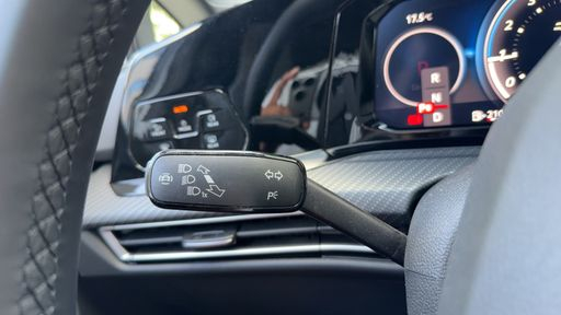 Volkswagen Golf 1.5 eTSI 130 DSG7 - R-Line – 2022 – 39538 km – Hybride essence – Boîte Automatique — photo 27