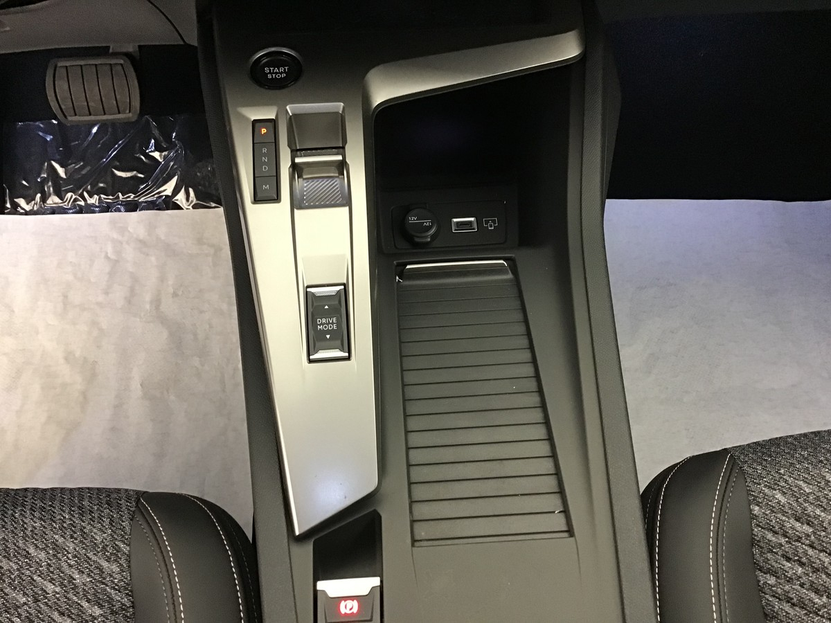 Peugeot 308 — photo 22