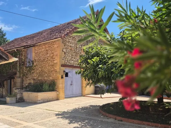 Achat : Maison Meyrals (24220)
