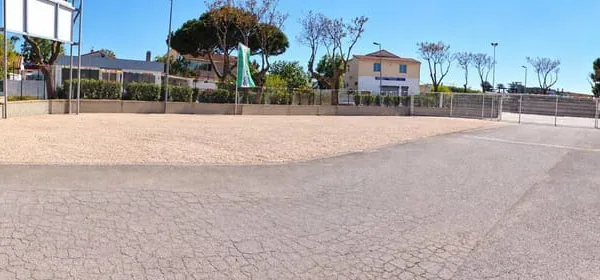 Bâtiment 415 m²