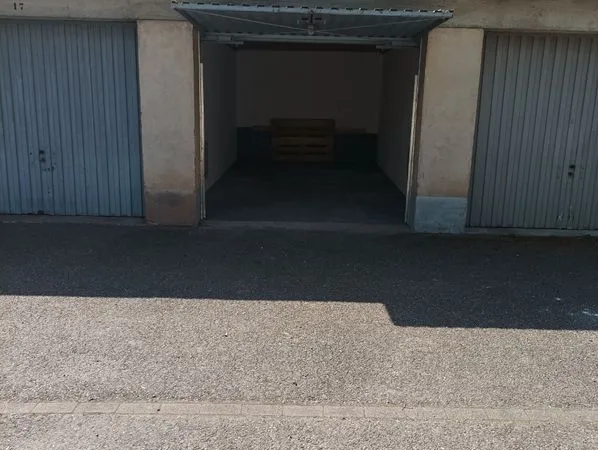 Garage à louer cronembourg