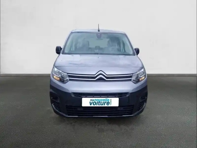 Citroën Berlingo e- taille m 136 ch 100 kwh automatique — photo 2