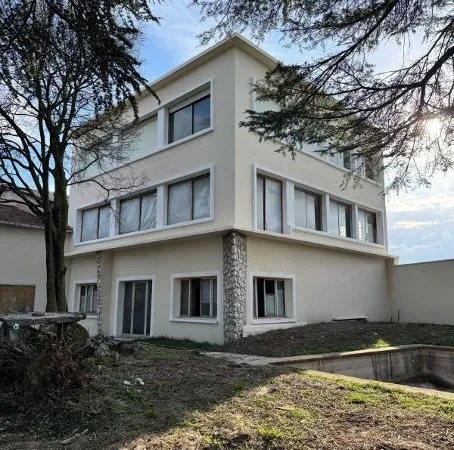 Bureaux à vendre - 400 m² - excellente visibilité - valence