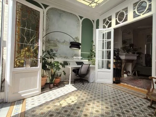 Maison 9 pièces 237 m²
