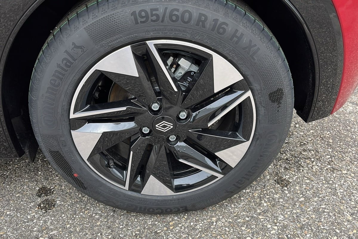 Renault Clio 6 — photo 19