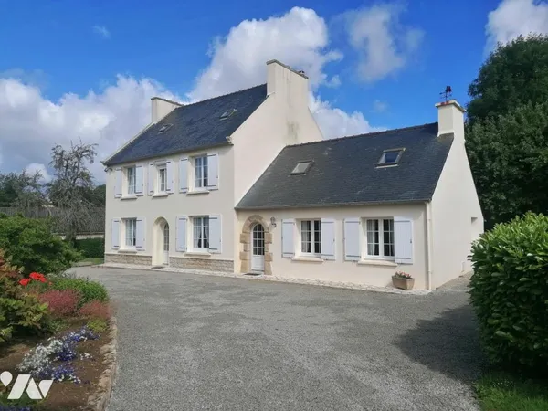 Maison 8 pièces 186 m²