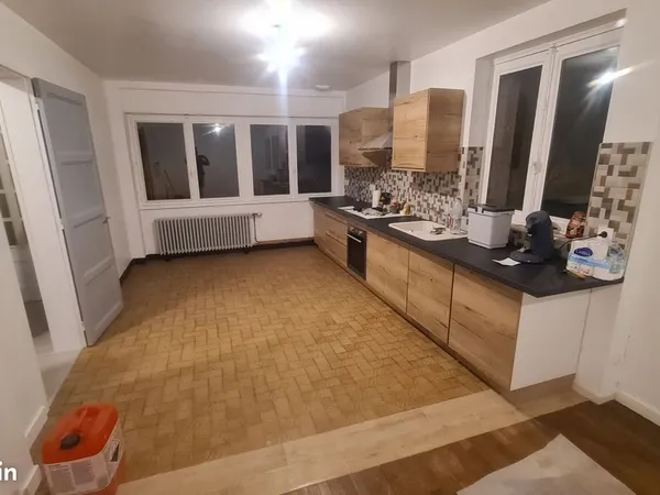 Maison à louer à cendrecourt