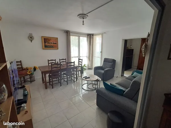Vend appartement t5