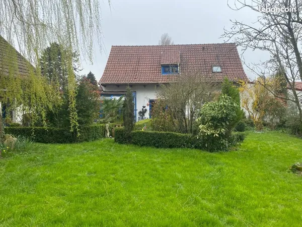 Maison 8 pièces 211 m²