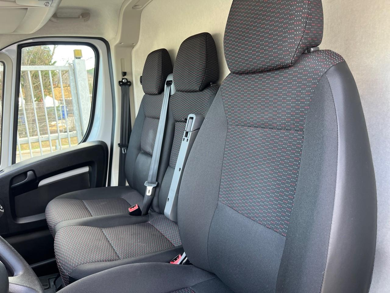 Citroën Jumper 30 l2h2 2.2 bluehdi 140 s&s club — photo 9