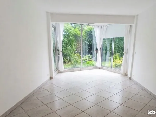 Appartement 84m² , 3 chambres avec jardin