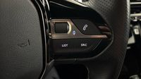 Peugeot 2008 1.2 PureTech 130ch S&S GT Line EAT8 7cv — photo 25