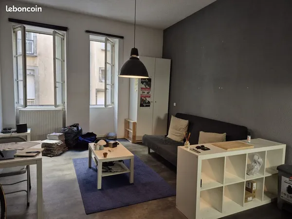 Studio 1 pièce 30 m²