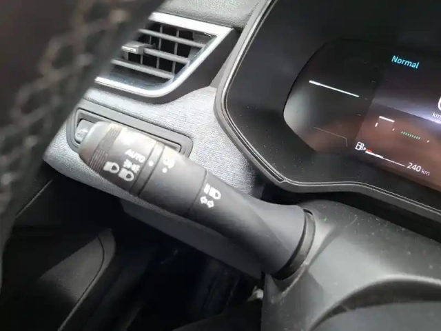 Renault Clio blue dci 100 ch gsr2 — photo 34