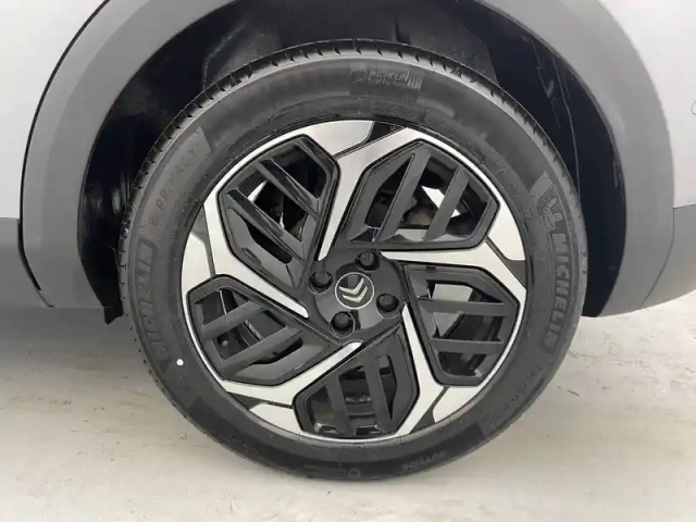 Citroën C4 puretech 130 s&amp;s eat8 — photo 21