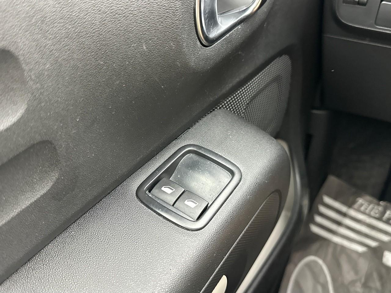 Citroën C3 puretech 83 ch bvm5 you — photo 15