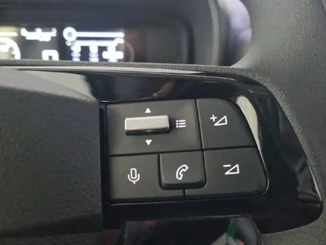 Citroën Berlingo van m diesel 100 ch manuelle — photo 28