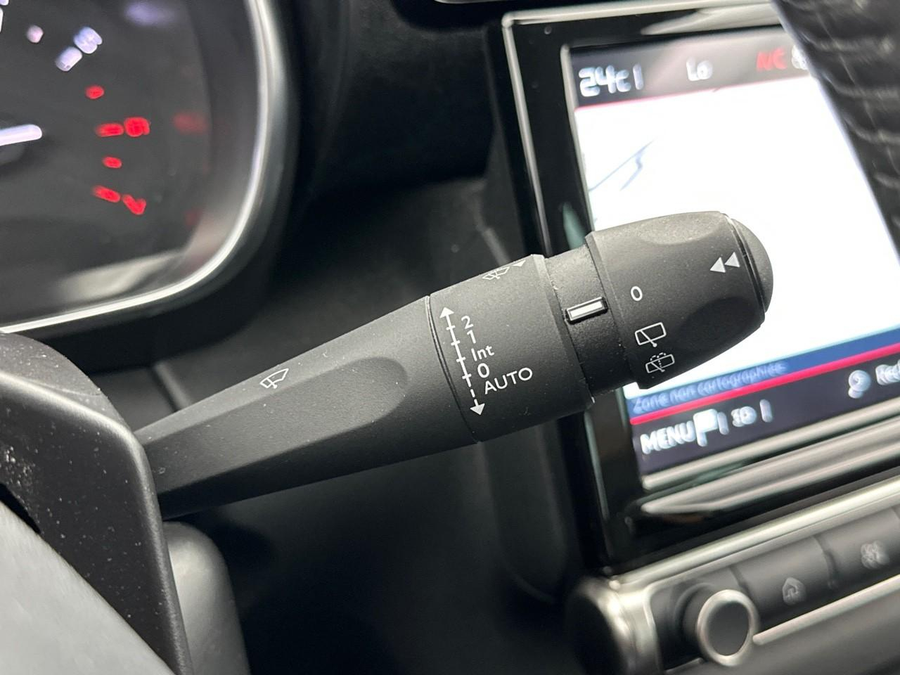 Citroën C3 Aircross puretech 130 s&s eat6 shine pack — photo 18