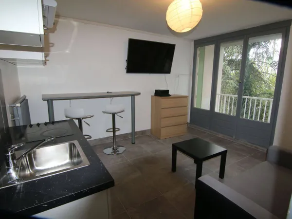 Appartement 1 pièce 57 m²