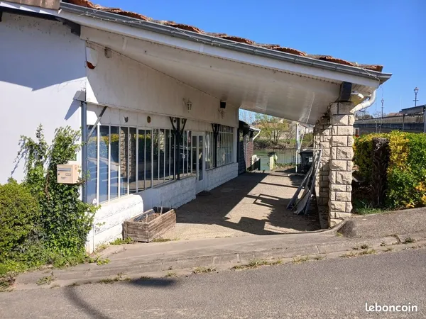 Local commercial, restaurant 615 m² Tonneins