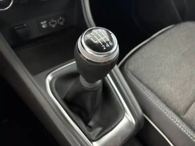 Renault Captur tce 90 - 21 — photo 22