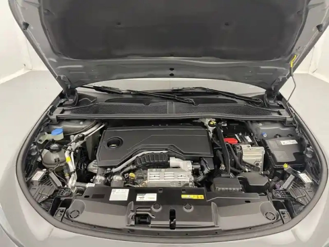 Peugeot 308 hybrid 136 e-dcs6 — photo 85