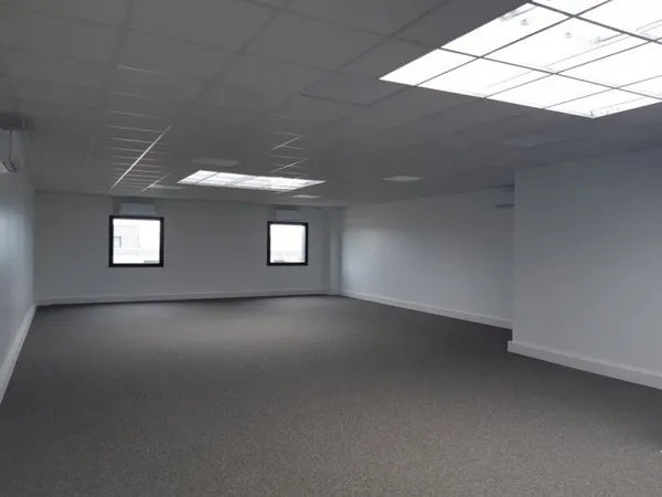 Bureaux 120 m²