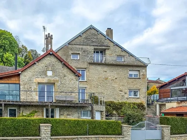 Maison 14 pièces 350 m²